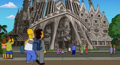 Homer Simpson i Eduardo Barcelona a la Sagrada Família.