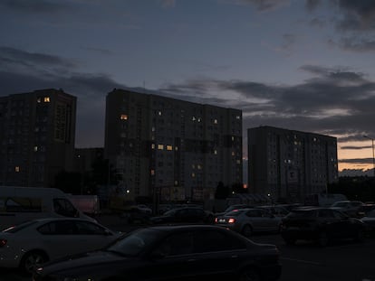 Ambiente nocturno la ciudad fronteriza de Suwalki.