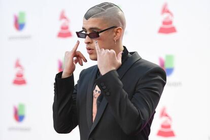 Bad Bunny, el tercer artista masculino más escuchado en España, en los Grammy Latinos de 2018 celebrados en Las Vegas.