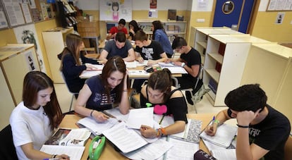 Estudiantes en un centro valenciano.