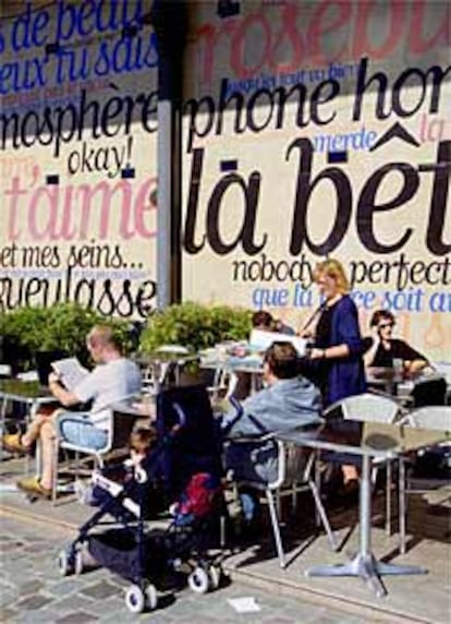 Los cines, sobre estas líneas las salas MK2, constituyen una escapatoria para amantes de los clásicos.