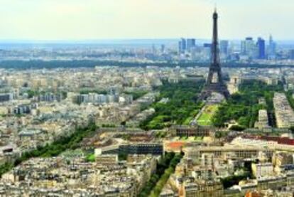 Imagen a&eacute;rea del centro de Par&iacute;s.