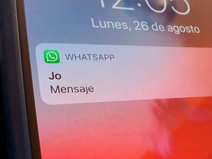 WhatsApp: evita que lean los mensajes que te llegan con el móvil bloqueado