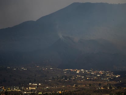 El volcán de Cumbre Vieja apagado, visto desde la montaña de La Laguna, en La Palma.