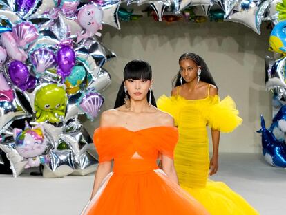Giambattista Valli: apoteosis teatral con el regreso del tul por todo lo alto