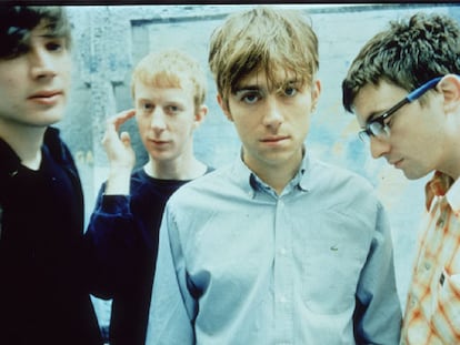 Damon Albarn (tercero por la izquierda) con su banda, Blur, en los noventa.