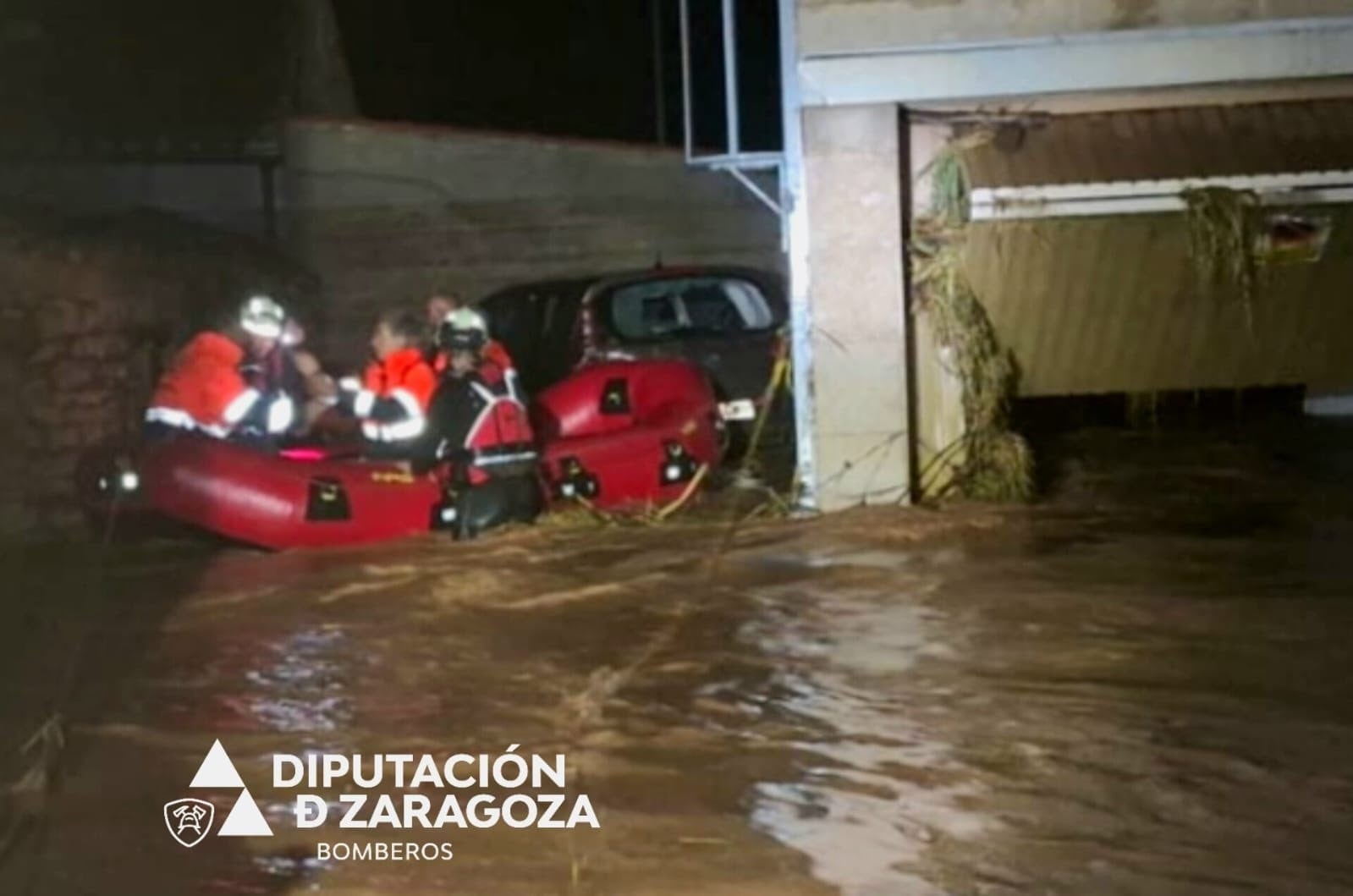 Rescatadas 19 personas por las fuertes lluvias en las localidades zaragozanas de Azuara y Letux