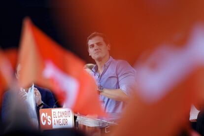 Albert Rivera en el mitín de cierre de campaña de Ciudadanos en la plaza de Opera de Madrid.