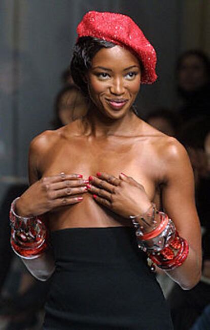 Naomi Campbell, durante un desfile en París el pasado enero.