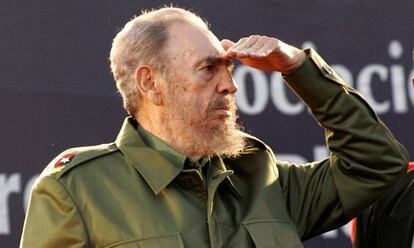 Fidel Castro en un viaje a Argentina.