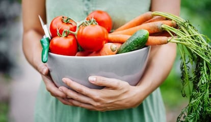 Las frutas y verduras deben formar parte de una dieta equilibrada.