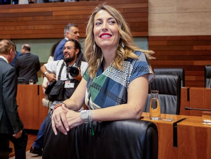 La candidata del PP a la presidencia de la Junta de Extremadura, María Guardiola, este viernes en la Asamblea regional, en Mérida.