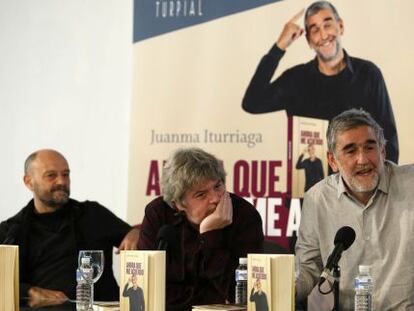Juanma Iturriaga junto a Javier Cansado y Javier Coronas