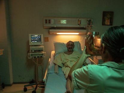 Una fotografía fija del episodio 'La mano', la producción de 'La hora marcada'.