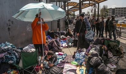 Russian and Ukrainian families in an improvised camp in Tijuana, Mexico this week.