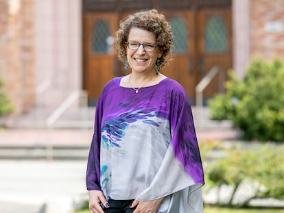 Emily M. Bender, profesora de lingüística computacional en la Universidad de Washington.