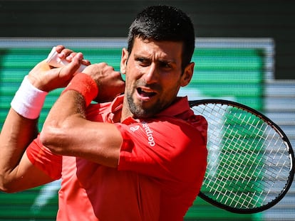 Djokovic, durante el partido contra Kovacevic en la Philippe Chatrier.