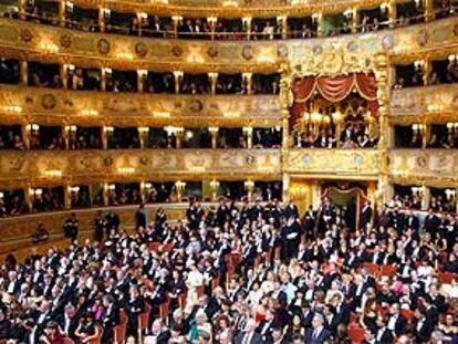 Interior del teatro de ópera La Fenice, de Venecia, ayer durante la inauguración.