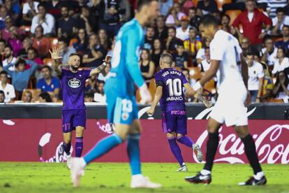 Iago Aspas celebra su gol al Valencia.