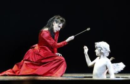 La cantante valenciana Carmen Romeu, en una escena de la ópera de Rossini 'Armida', en el festival de Pesaro.