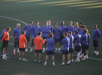 La plantilla valencianista prepara el partido frente al Elsfborg