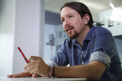 El l&iacute;der del Podemos, Pablo Iglesias, durante una entrevista con Efe.