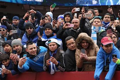 Aficionados durante el encuentro entre Argentina y El Salvador en Washington.