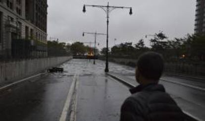 Vista del tunel de Battery Park totalmente inundado en Brooklyn, Nueva York (Estados Unidos).