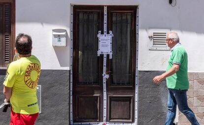 Puerta de la vivienda donde fue hallada muerta Gloria Zavala, en Palma.