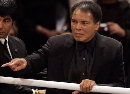 Muhammad Ali, el 17 de diciembre de 2005 en Berl&iacute;n.