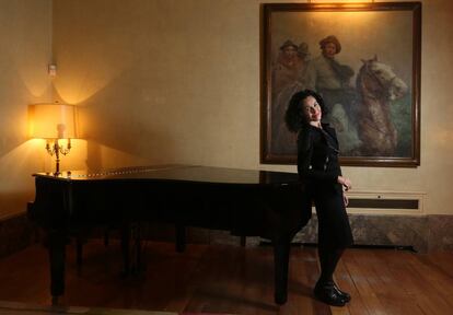La cantante y actriz Nina en la Embajada de Argentina en Madrid.