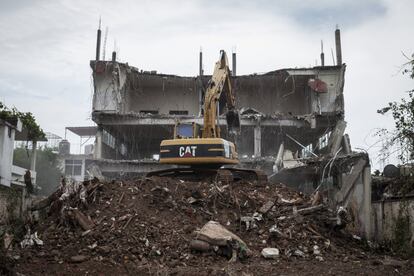 En el Estado de Oaxaca hay más de 70.000 viviendas dañadas, de las cuáles 35.084 presentan daños parciales, 21.041 han sido declaradas como no habitables y más de 14.000 son pérdida total, según un informe del Gobierno estatal.