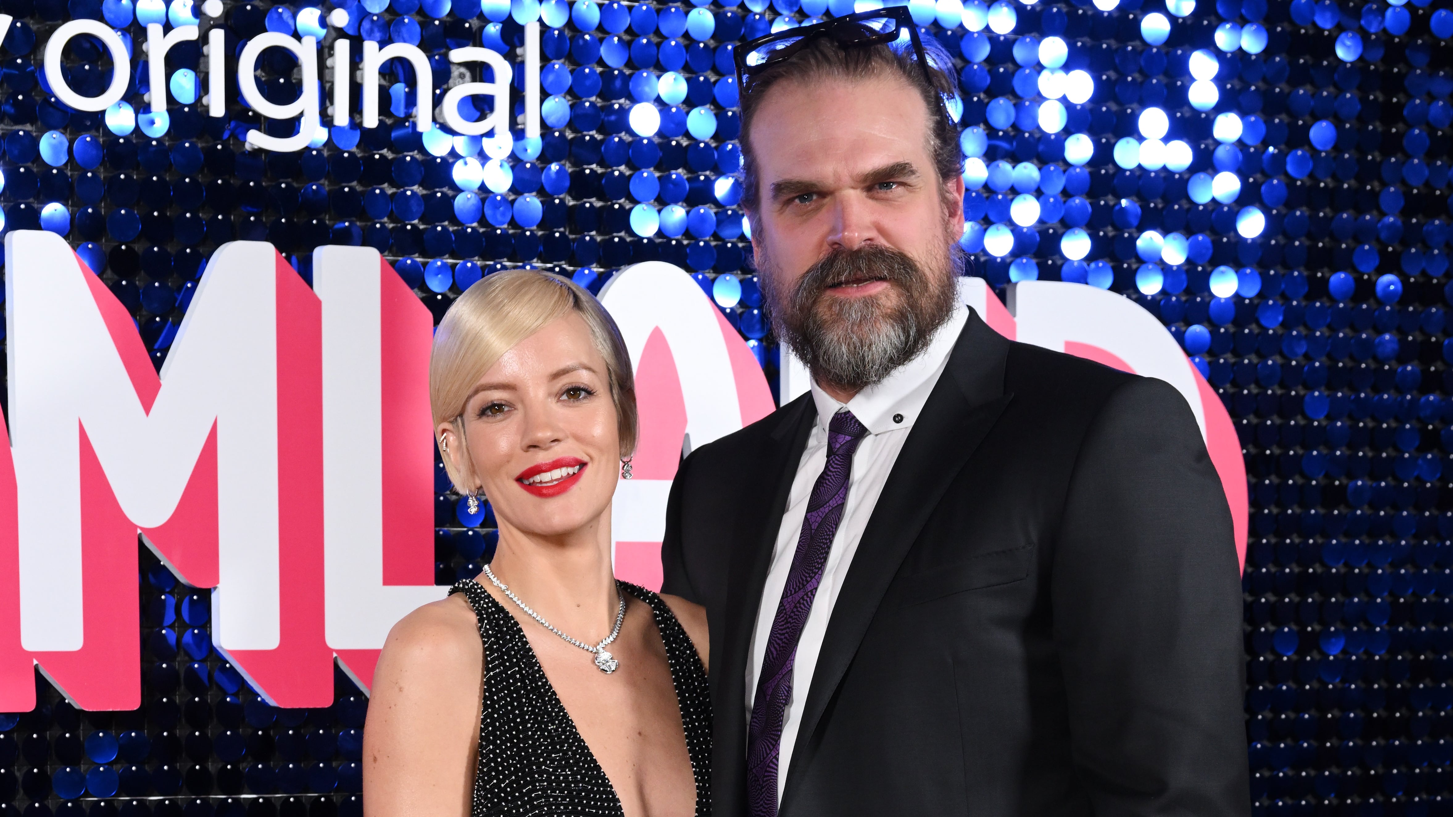 Lily Allen confirma su ruptura con David Harbour: “Solo puedo concentrarme en mi dolor”