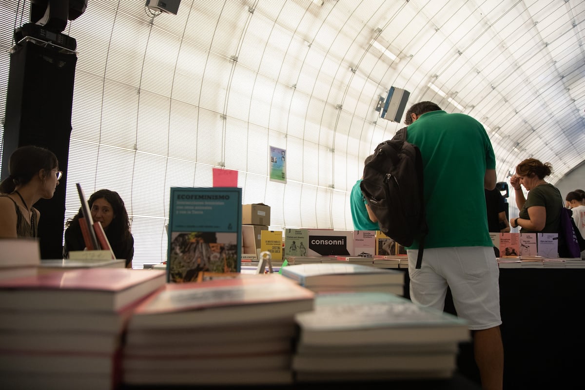 Madrid se hace literatura: arranca ‘Back to the Book’ en Arganzuela con libros y fanzines