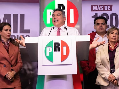 Alejandro Moreno Cárdenas, dirigente nacional del PRI, durante una conferencia de prensa con otros líderes del partido, este 28 de junio.