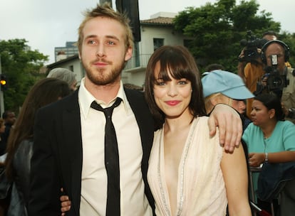 Ryan Gosling and Rachel McAdams in the premiere of 'Noa's Diary' (2004).  They were a couple for a few years.