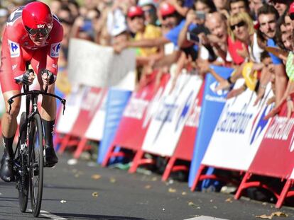  Chris Froome durante la contrarreloj.