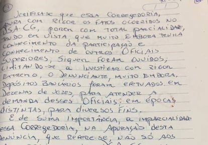 Em carta, o coronel José Afonso Adriano Filho menciona "depósitos bancários" para atender a demandas de coronéis que pretende delatar