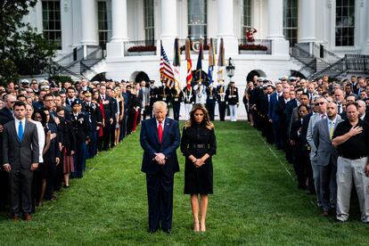 Melania Trump en la ceremonia de recuerdo del 11-S ayer en la Casa Blanca.