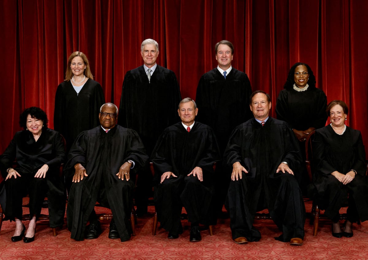 Del derecho al voto a las atletas trans: el Supremo de EE UU inicia un curso judicial copado por Trump