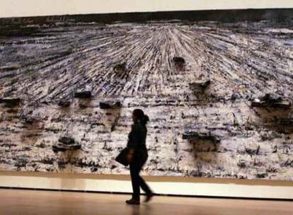 Una de las obras de Anselm Kiefer que se exponen en el Museo Guggenheim de Bilbao.