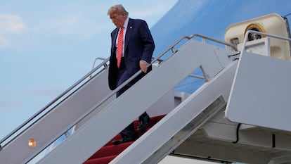 El presidente Donald Trump en la Base de la fuerza aérea Andrews, Maryland, este miércoles.