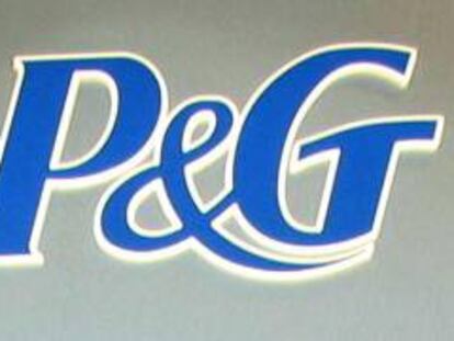 Procter & Gamble obtuvo entre julio y septiembre pasados un beneficio neto por acción de 96 centavos, frente a 1,03 dólares por título de los mismos tres meses del ejercicio precedente, cuando sus ganancias fueron de 3.024 millones de dólares.EFE/Archivo