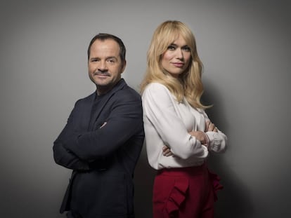 Ángel Martín y Patricia Conde, presentadores de 'Wifileaks'.