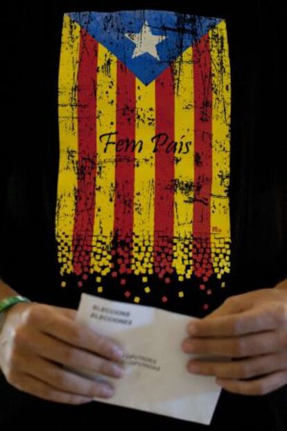 Un votant independentista el 27-S.