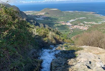 Cascada creada por los regantes de Lomo Morín en Tenerife.