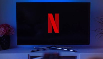 Logo de Netflix en un televisor