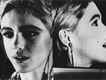 Imágenes de la película de Andy Warhol <i>Outer and inner space</i> (1965), incluida en el apartado <i>Retrasos y revoluciones</i> de la Bienal de Venecia.