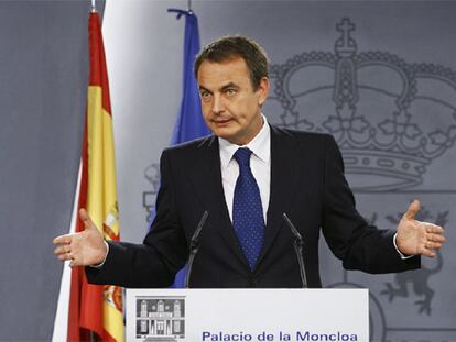 En la imagen, José Luis Rodríguez Zapatero en su comparecencia en La Moncloa tras conocerse los resultados el referéndum.