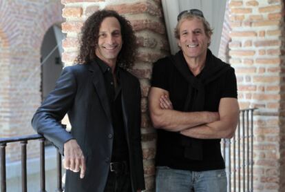 Kenny G (izquierda) y Michael Bolton, ayer en La Granja de San Idelfonso, en Segovia, antes de su recital.